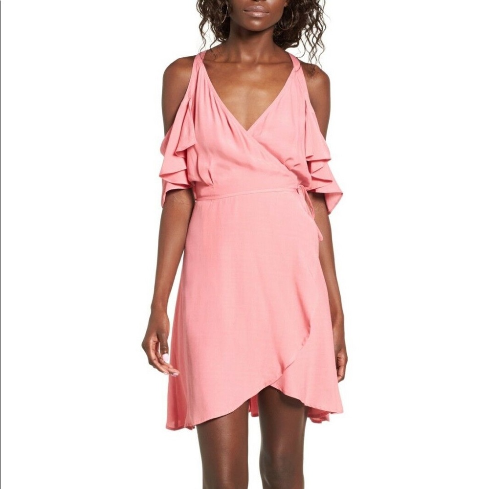 Privacy please wrap dress new with tags!